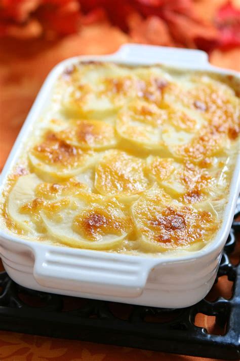 Cheesy Scalloped Potatoes - Erren's Kitchen