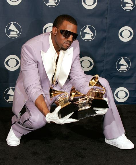 Kanye at the 2007 Grammys | Kanye west, Kanye west outfits, Kanye