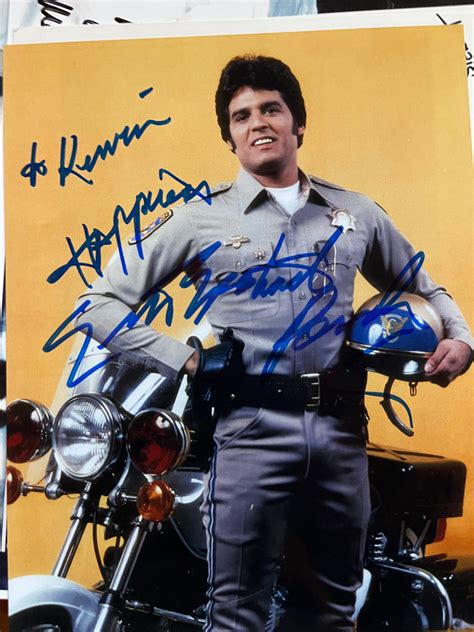 ERIK ESTRADA, Chips actor, autograph – Williamsburg Nostalgia Fest