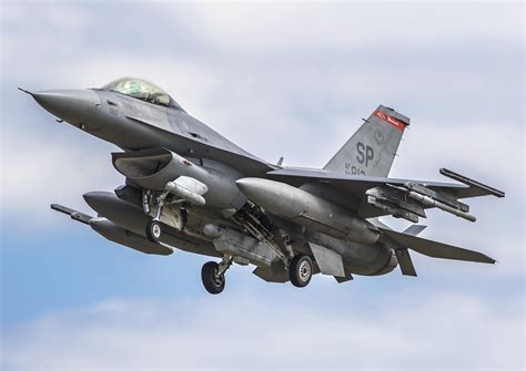 General Dynamics F-16 Fighting Falcon Wallpapers - Wallpaper Cave