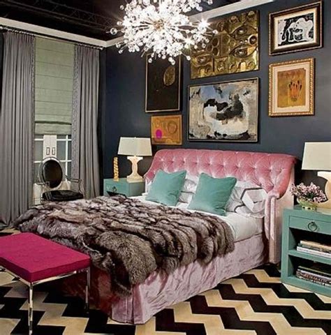 24 Hollywood Regency Style Bedroom Ideas