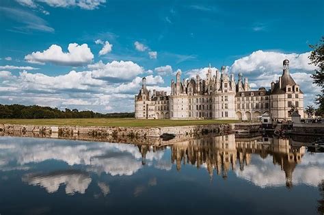 Château de Chambord plants ‘first vines since French Revolution’ - Decanter