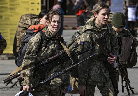 Ukraine military sees spike in female volunteers amid war with Russia | Fox News