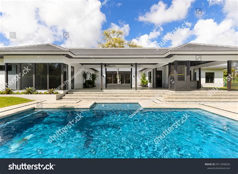 9,111 Pool mansion Images, Stock Photos & Vectors | Shutterstock