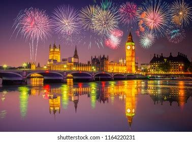 575 London bridge fireworks Images, Stock Photos & Vectors | Shutterstock