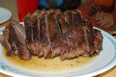 Kristi's Kitchen Kreations: Beef Roast with Marinade