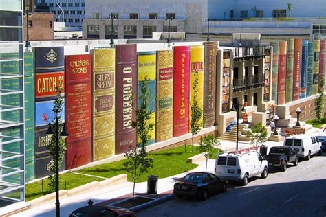 Kansas City Library - Bookshelf Parking Garage in 2020 | Kansas city ...