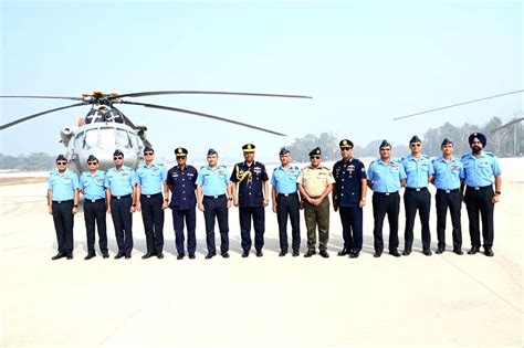 Bangladesh Air Force Chief visits IAF station in Barrackpore