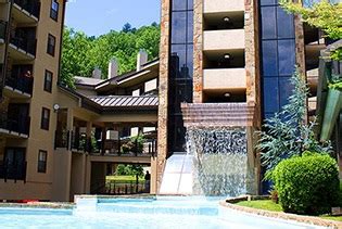 Gatlinburg Town Square Resort - Gatlinburg , TN | Tripster