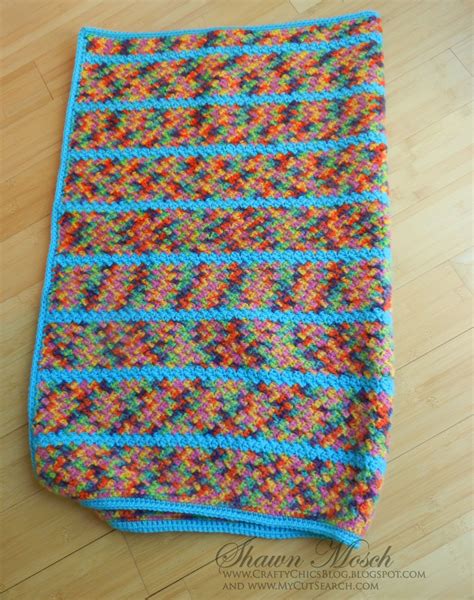 Crafty Chic's: Beautiful Bright Baby Blanket