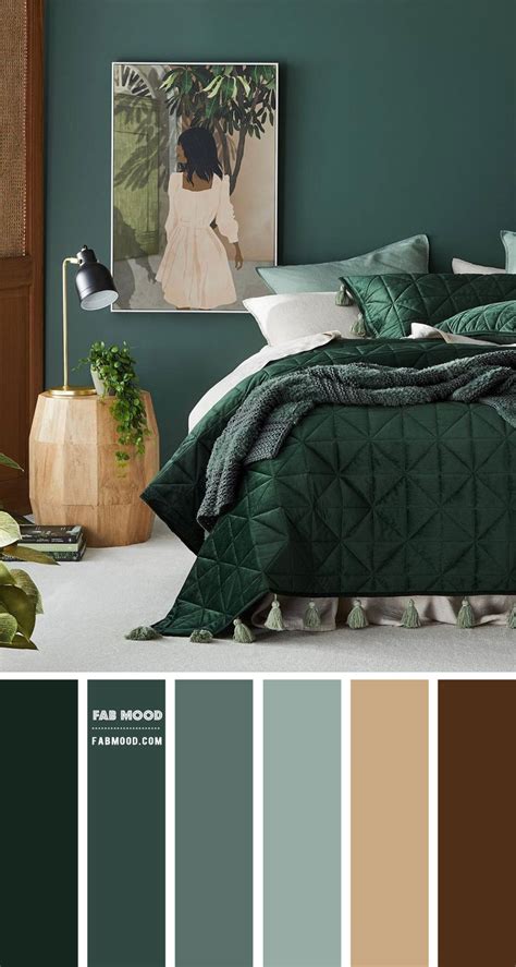 14 Beautiful Bedroom Colour Schemes : Pine Green Bedroom