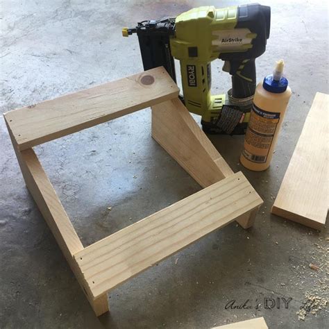 DIY Footrest For Under Desk