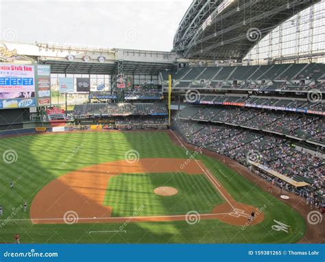 Miller Park Milwaukee Brewers Stadium - emsekflol.com