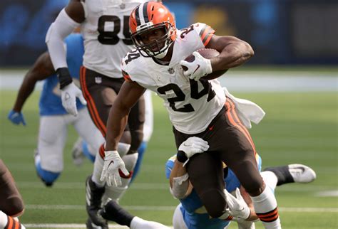 Browns Announce Official Decision On RB Nick Chubb - The Spun: What's ...