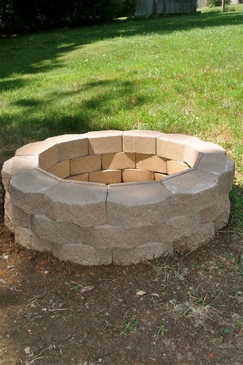 Best Brick For Firepit : 17 Best images about Firepit on Pinterest | Backyards ... / In ground ...