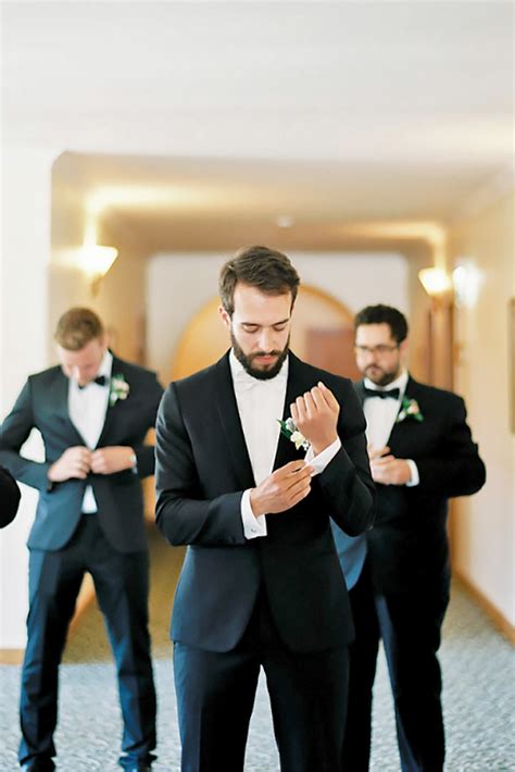 17 Must have Groomsmen Photos - Mens Wedding Style