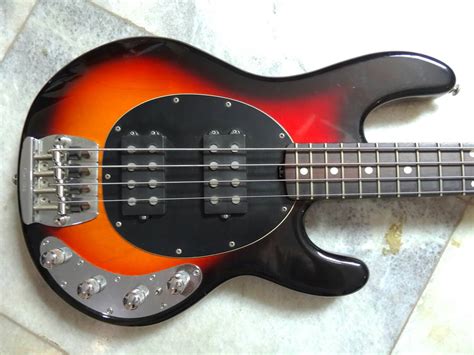 Help: I need help to identify this musicman bass