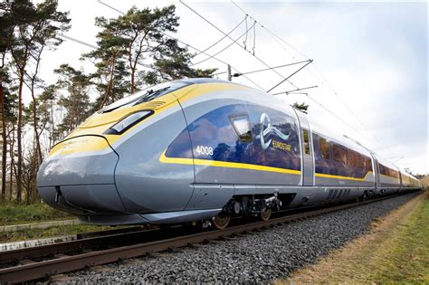 Top 10 Fastest Trains in the World 2023 (with high speed 200+ mph)