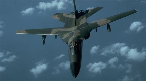 Why Was The F-111 Aardvark Retired? - GearOpen.com