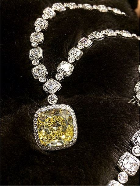 Radiant results: The Christie's Magnificent Jewels Auction April 2014 | Naturally Colored