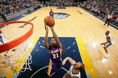 Photos: Lakers vs. Grizzlies (3/6/15) Photo Gallery | NBA.com