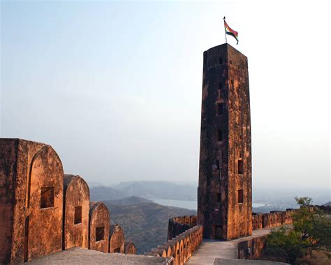 Tiger Fort or Nahargarh Fort - Gamintraveler