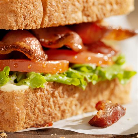 Easy Homemade BLT Sandwich - Meal Plan Weekly