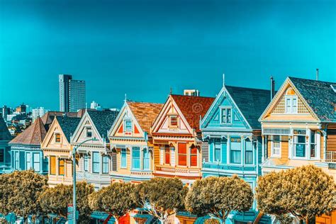 Panoramic View of the San Francisco Painted Ladies Victorian Houses Editorial Photography ...