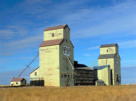 Free Images : windmill, building, tower, canada, silos, lumixfz30 ...