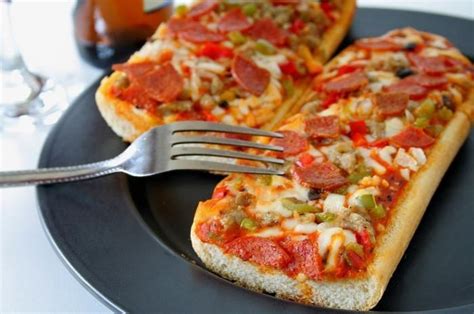 35 Genius Recipes for School Nights Gallery | French bread pizza, Pizza recipes easy, Pizza bread
