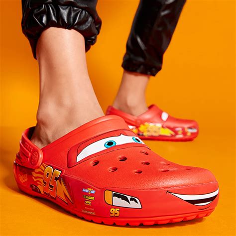 Crocs Classic Lightning McQueen Clog - Red | Mall of America®