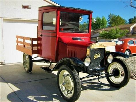 1925 Ford Model T Pickup Truck, Red for sale: photos, technical specifications, description