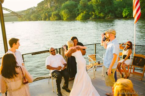 austin riverboat wedding | lindsay lee » Austin Wedding Photographers – Nadine Photography