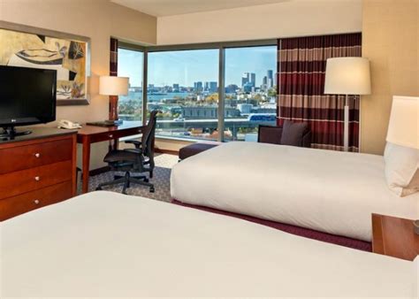 7 BEST HOTELS near Boston Logan Airport (Free Shuttle & Parking)