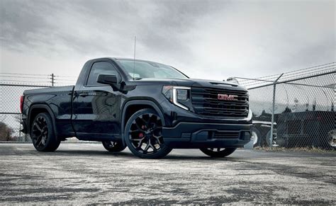 Lowered 2023 GMC Sierra in 2023 | Gmc sierra, Gmc sierra 2500hd, Gmc