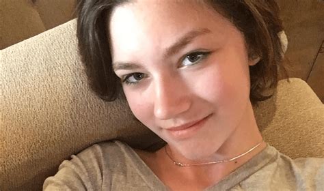 Alaskan Bush People Star Rain Brown Slammed for Taking Selfies During ...