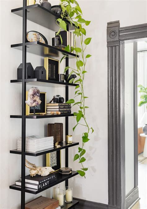 Modern Bookshelf Decorating Ideas