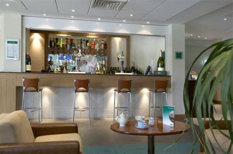 Holiday Inn BRISTOL AIRPORT Hotel (Bristol) from £80 | lastminute.com