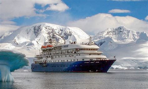 Antarctic Cruises - Antarctic Cruise Ships, Air Cruises, & Expeditions