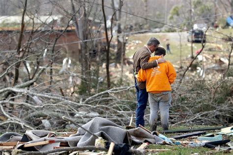 Devastation from Tennessee tornadoes: 22 dead, 140 buildings destroyed ...