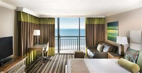 11 Best Beachfront Hotels In Galveston, TX (with Balcony)