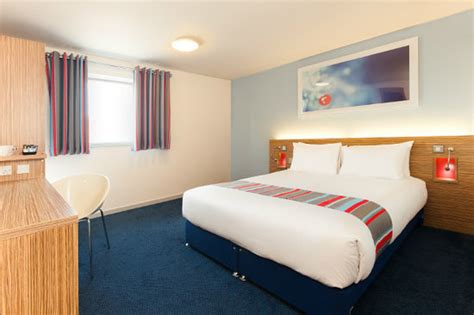 TRAVELODGE BIRMINGHAM PERRY BARR - Hotel Reviews, Photos & Price ...