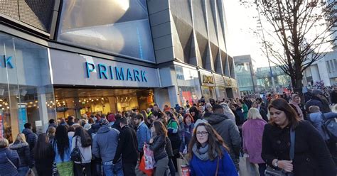 Primark opening hours for Christmas Eve, Boxing Day and New Year's Eve ...