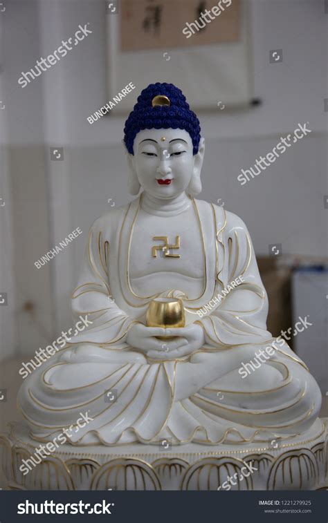 Symbols Mahayana Buddhism China Characteristics Mahayana Stock Photo ...