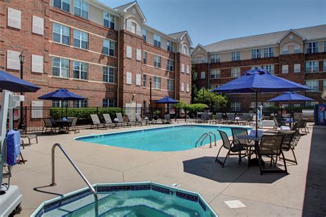 Places to Stay | Beachwood, OH - Official Website