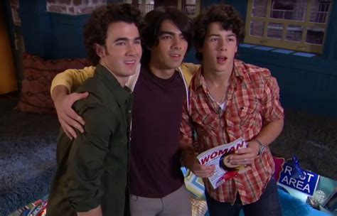 Jonas Brothers - JONAS Season 1 - Groovy Movies