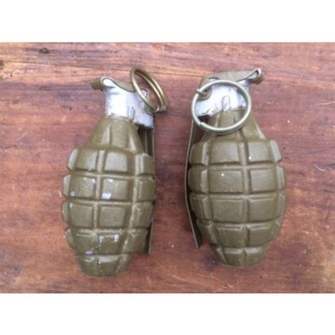 American WW2 hand grenade Pineapple - Relics Replica Weapons