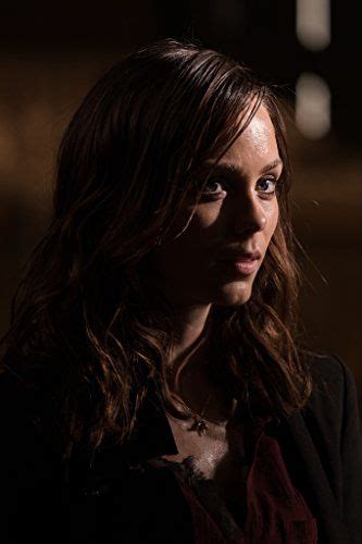 Laura Vandervoort in Jigsaw (2017) | Laura vandervoort, Laura, Christina hendricks