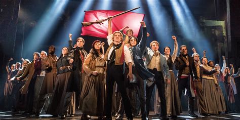 The Suffolk Journal | ‘Les Miserables’ brings revolution to Boston