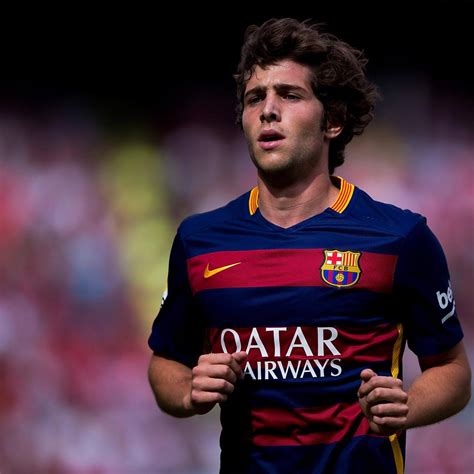 Sergi Roberto Injury: Updates on Barcelona Midfielder's Ankle and Return | News, Scores ...